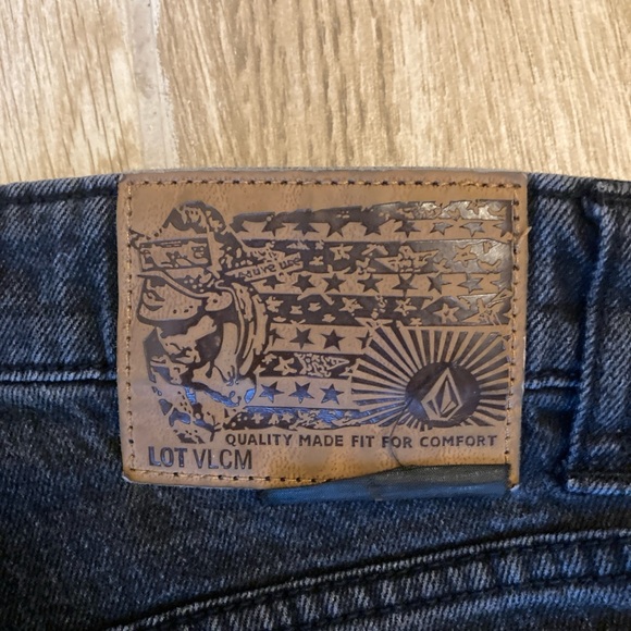 Volcom Solver Jeans - Picture 2 of 5